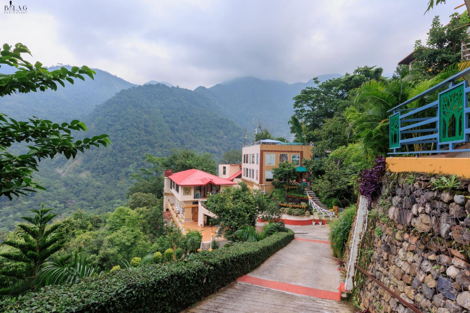Veda5 Ayurveda&Yoga Retreat Rishīkesh Exterior foto